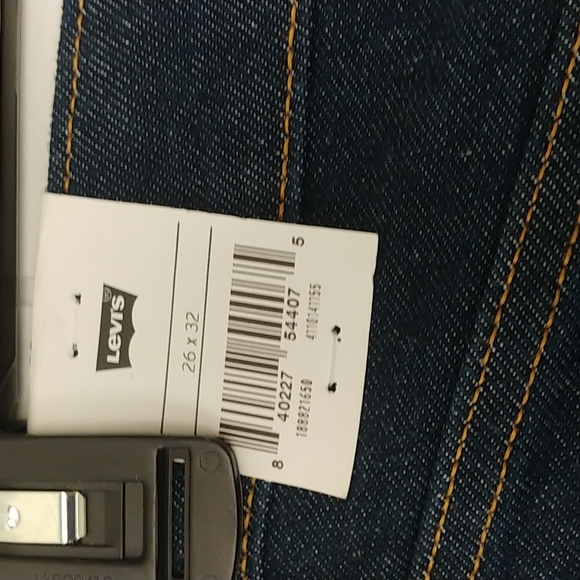 Levi's 721 High Rise Jeans - Picture 10 of 13